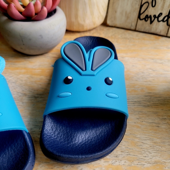 Funky Monkey Rabbit Slides - Picture 2 of 12